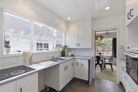 Photo of property in 1061a High Street, Taita, Lower Hutt, 5011