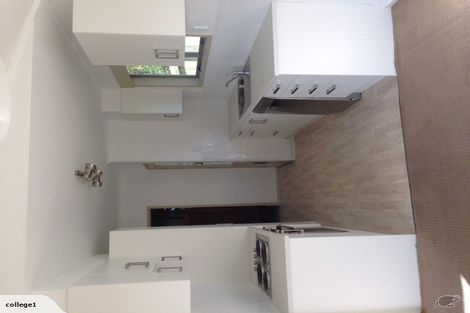 Photo of property in 31 Waimumu Road, Massey, Auckland, 0614