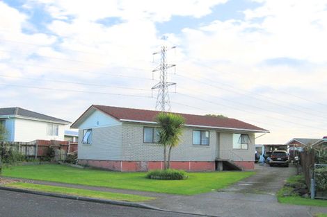 Photo of property in 5 Darnell Crescent, Clover Park, Auckland, 2019