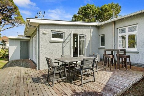 Photo of property in 18 Pharazyn Street, Melling, Lower Hutt, 5010