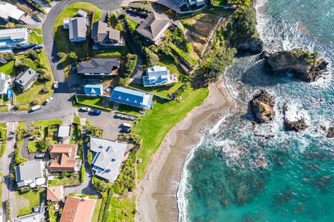 Photo of property in 21 Du Fresne Place, Russell, 0202