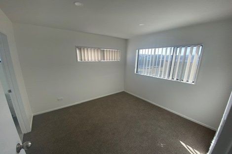 Photo of property in 49 Black Beech Crescent, Takanini, 2110