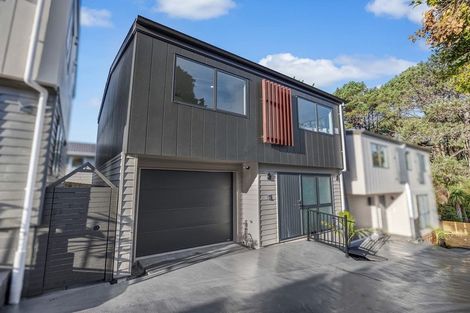 Photo of property in 25c Lavery Place, Sunnynook, Auckland, 0632