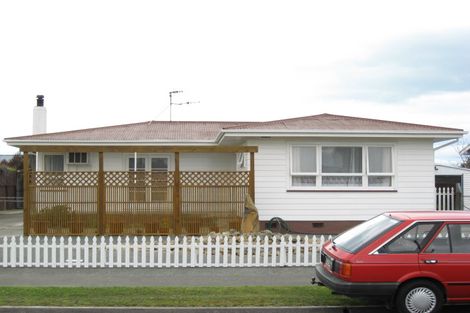 Photo of property in 24 James Foley Avenue, Pirimai, Napier, 4112
