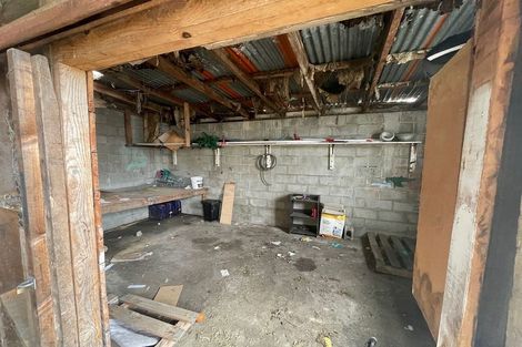 Photo of property in 122 Bay View Road, South Dunedin, Dunedin, 9012