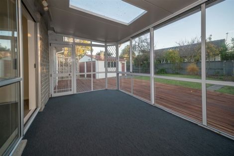 Photo of property in 69a Rowses Road, Aranui, Christchurch, 8061