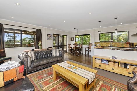 Photo of property in 23 St James Avenue, Helensville, 0800