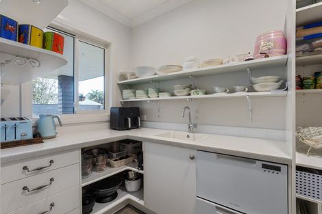 Photo of property in 11 Owen Place, Omokoroa, 3114