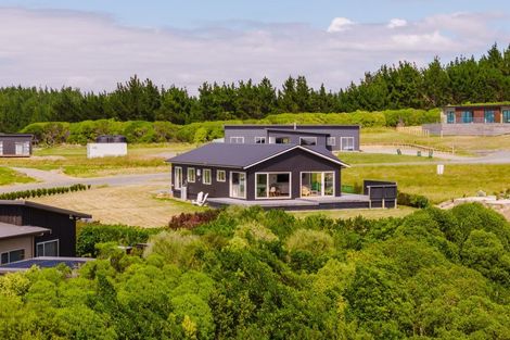 Photo of property in 28 Tama Road, Riversdale Beach, Masterton, 5872