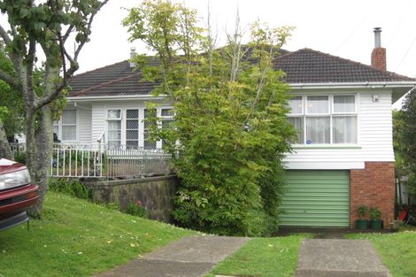 Photo of property in 20 Wellesley Road, Mangere Bridge, Auckland, 2022