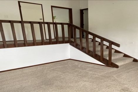 Photo of property in 11 Beaudine Avenue, Glenfield, Auckland, 0629