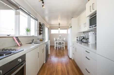 Photo of property in 27 Wharerangi Road, Tamatea, Napier, 4112