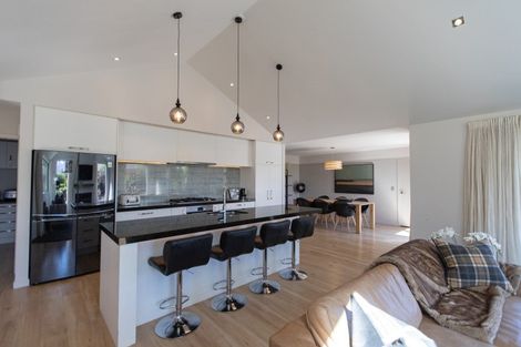 Photo of property in 35 Mckellar Drive, Jacks Point, Queenstown, 9371