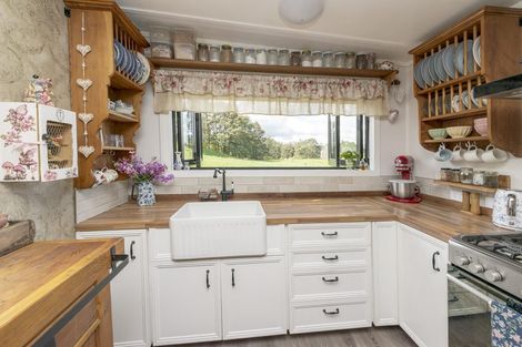 Photo of property in 301 State Highway 5, Tirau, 3485