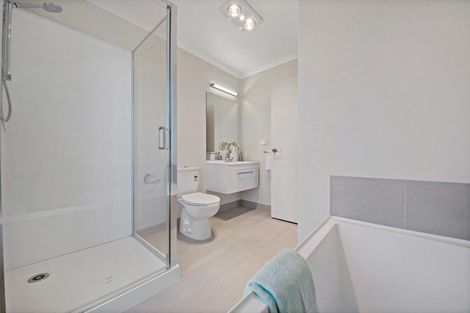 Photo of property in 17 Parton Road, Pukekohe, 2120