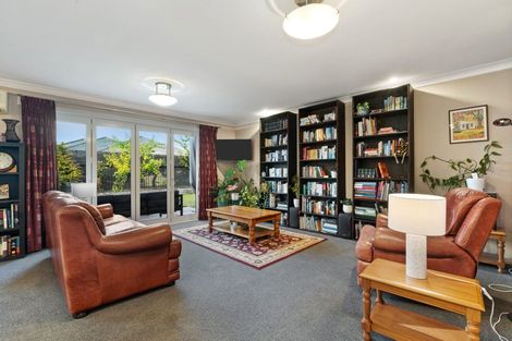 Photo of property in 7 Coolspring Way, Redwood, Christchurch, 8051