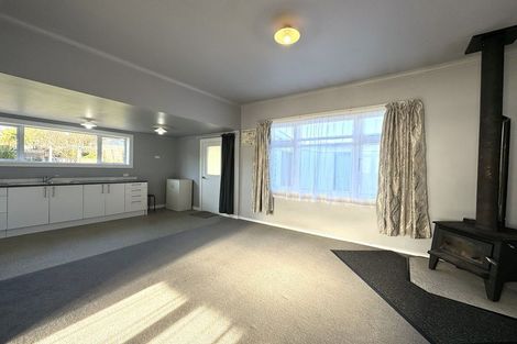 Photo of property in 86 Salcombe Street, Kaitangata, 9210