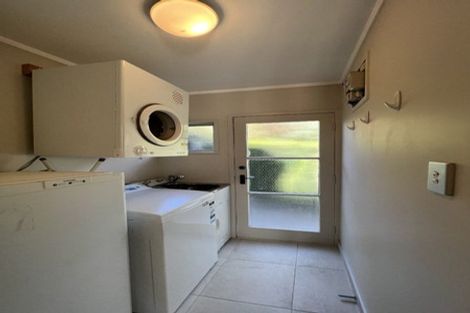 Photo of property in 2/81 Gribblehirst Road, Sandringham, Auckland, 1025