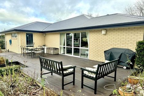 Photo of property in 19 Bridge Street, Southbridge, 7602