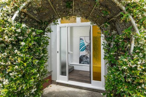 Photo of property in 8 Abel Tasman Avenue, Henderson, Auckland, 0610