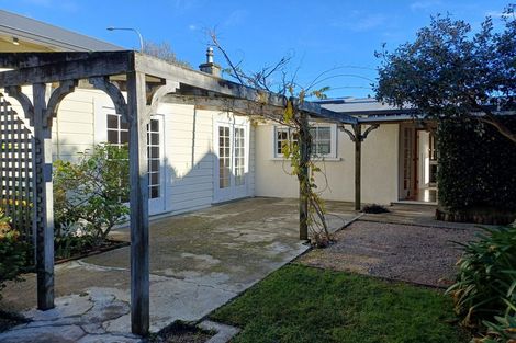 Photo of property in 75 Bronte Street East, Nelson, 7010
