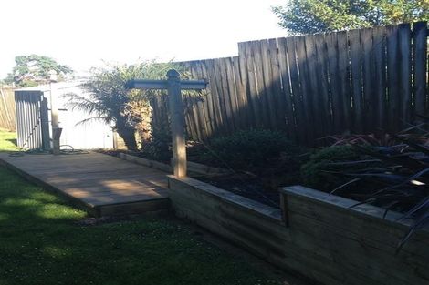 Photo of property in 2/37 Toru Street, Te Atatu Peninsula, Auckland, 0610