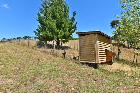 Photo of property in 33 Cory Road, Kaukapakapa, 0873