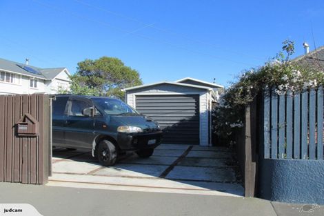 Photo of property in 28 Estuary Road, New Brighton, Christchurch, 8061