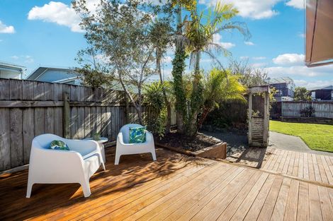 Photo of property in 21 Snells Beach Road, Snells Beach, 0920