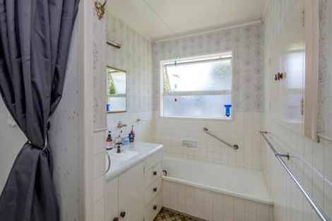 Photo of property in 22 Kings Drive, Levin, 5510