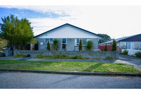 Photo of property in 1/17 Kuaka Crescent, Bromley, Christchurch, 8062