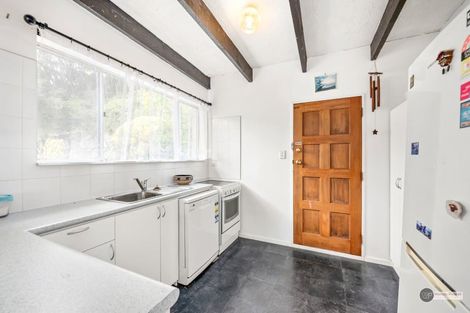 Photo of property in 28 Deller Grove, Silverstream, Upper Hutt, 5019