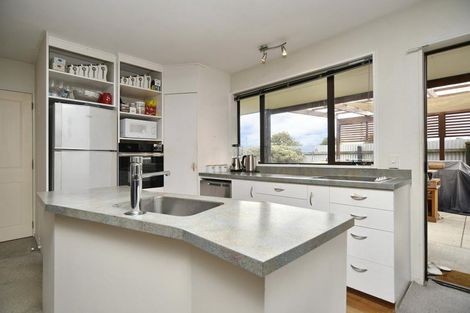 Photo of property in 636 Main North Road, Belfast, Christchurch, 8051