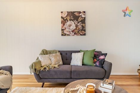 Photo of property in 39 Ruthven Road, Wainuiomata, Lower Hutt, 5014