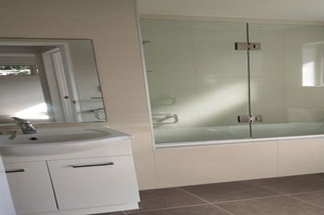 Photo of property in 11 Ellen Avenue, Hillcrest, Auckland, 0627