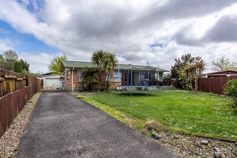 Photo of property in 10 Marion Place, Deanwell, Hamilton, 3206