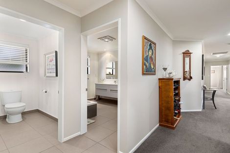 Photo of property in 6 Liberty Grove, Kelvin Grove, Palmerston North, 4414