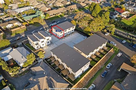 Photo of property in 5/101 Botany Road, Botany Downs, Auckland, 2010