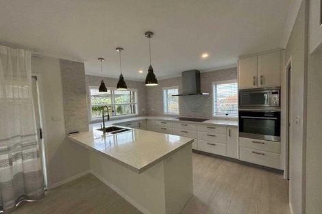 Photo of property in 30 Cupples Street, Papamoa Beach, Papamoa, 3118