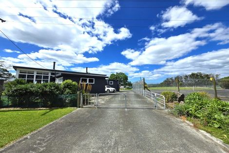 Photo of property in Ex Ararua Primary School, 1823 Ararua Road, Ararua, Matakohe, 0594