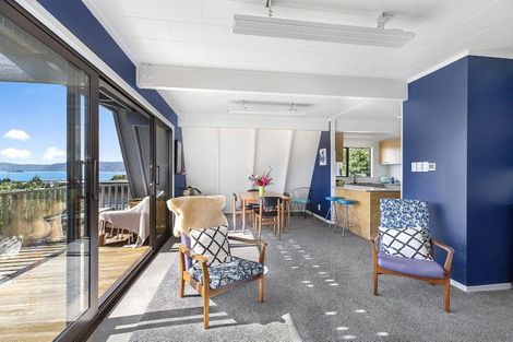 Photo of property in 49 Mantell Street, Seatoun, Wellington, 6022