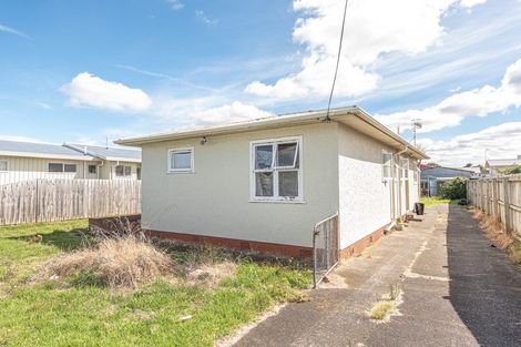 Photo of property in 138 Puriri Street, Castlecliff, Whanganui, 4501