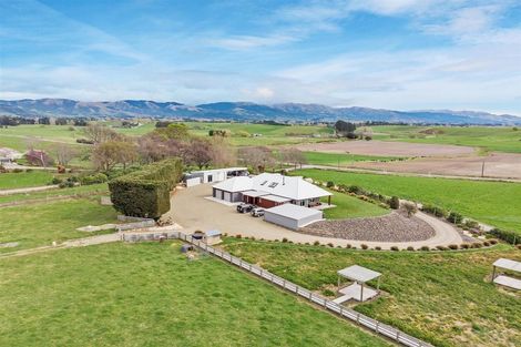 Photo of property in 308 Timaru Road, Waimate, 7978