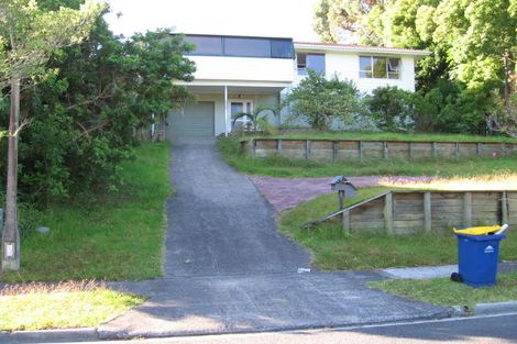 Photo of property in 9 Walnut Lane, Browns Bay, Auckland, 0630