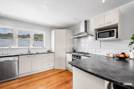 Photo of property in 4 Rata Street, Wainuiomata, Lower Hutt, 5014