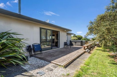 Photo of property in 75 Parnell Heights, Kelvin Grove, Palmerston North, 4414