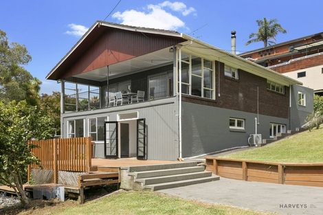 Photo of property in 201 Godley Road, Titirangi, Auckland, 0604