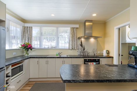 Photo of property in 63 Waihemo Street, Waitangirua, Porirua, 5024