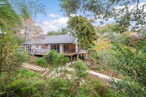 Photo of property in 198 Seaview Road, Westown, New Plymouth, 4310