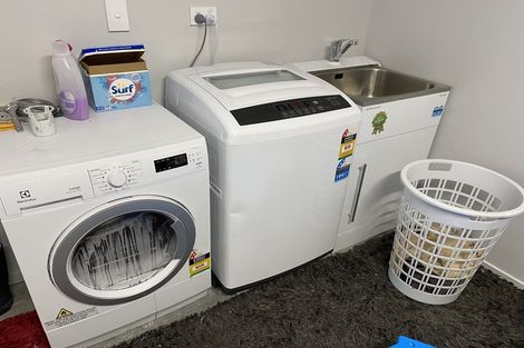 Photo of property in 2/23 Montgomery Crescent, Bader, Hamilton, 3206